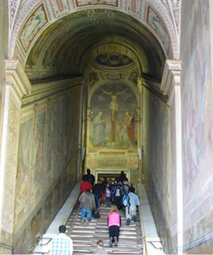Scala Santa mit Betenden