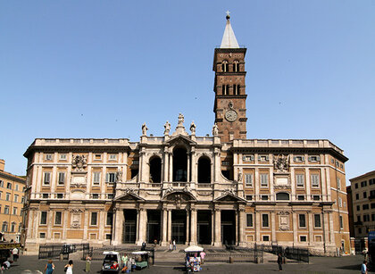 Die Patriarchalbasilika Santa Maria Maggiore (Außenansicht)