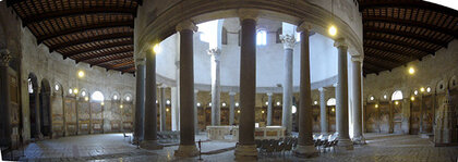 Santo Stephano Rotondo Innenansicht